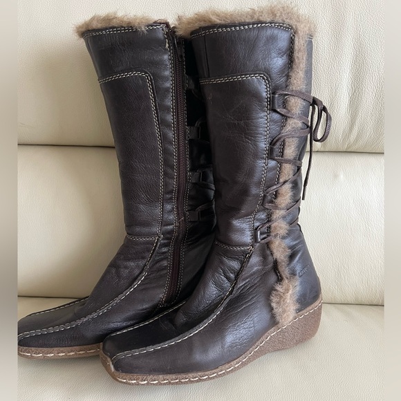 Artica Brown Leather Wedhe Heel Boots Size 37 - Picture 1 of 10
